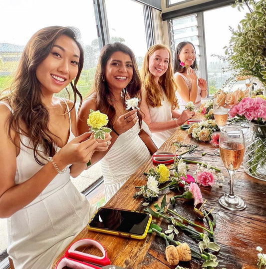 LUXURY CLAY & FLORAL EXPERIENCE