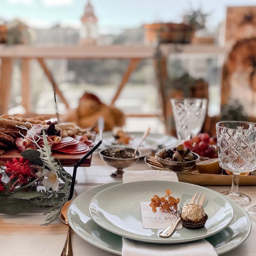 Luxury Pottery & Dried Flower Arrangement